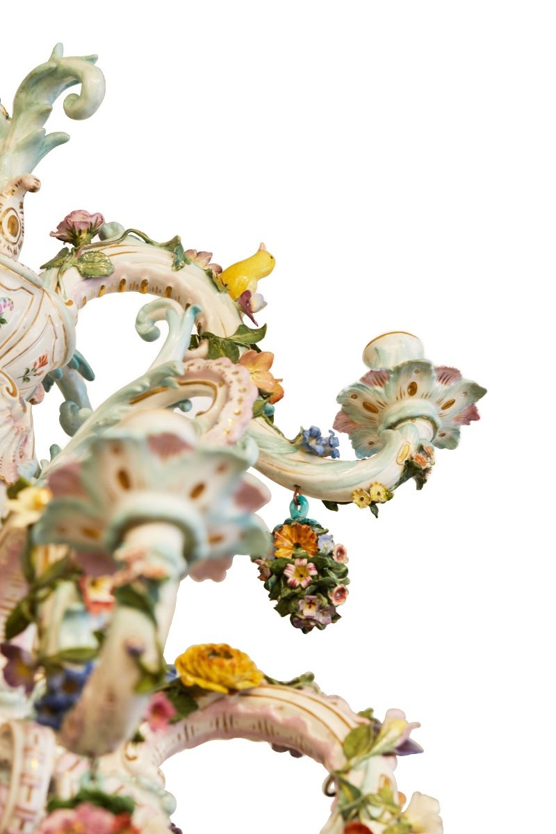 Delightful Porcelain Chandelier Meissen 1790, From The.residence Of King Alfonso XIII -photo-3