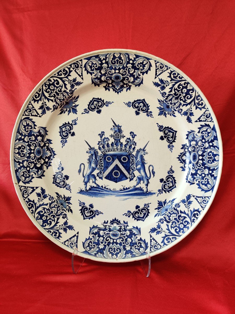 Large And Beautiful Lille Dish Early 18th Century