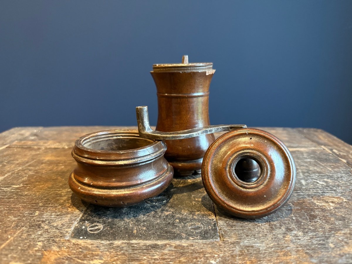 Lot Of Four 18th Century Coffee Grinders -photo-5