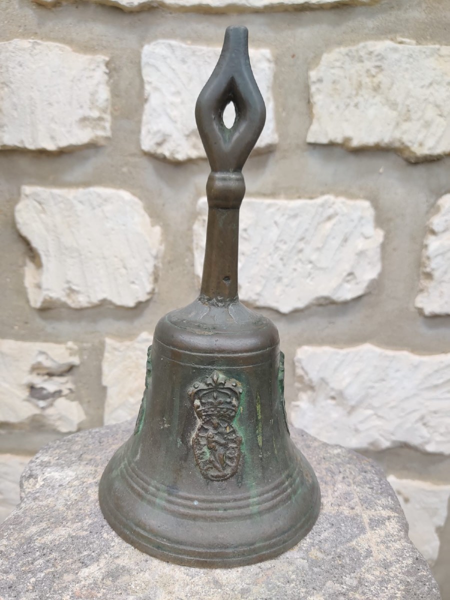 Cloche En Bronze Rouen Par Jacques Buret Début 18é