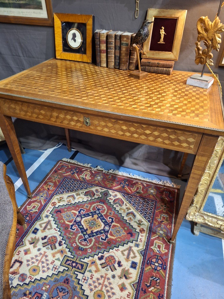 Louis XV Style Cube Marquetry Desk, End Of 19th Century