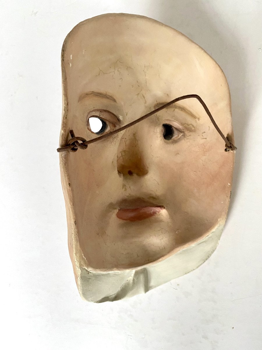 Lotta Hannerz ( Suède,1968). Sculpture . Masque et contre masque. 2006. Bois et papier mâché.-photo-3