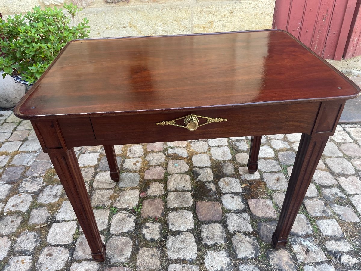 Louis XVI Period Cuban Mahogany Cabaret Writing Table 