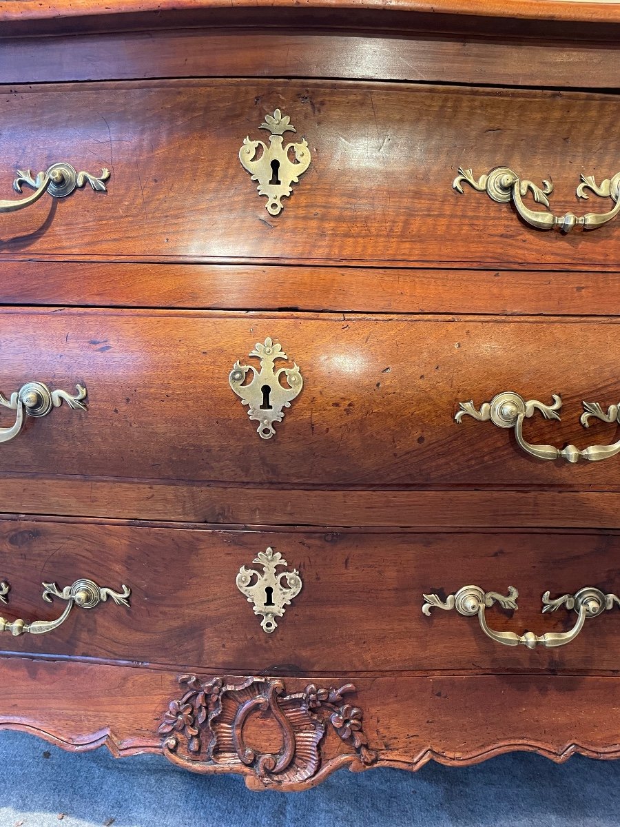 Louis XV Period Walnut Tombs Chest Of Drawers -photo-4