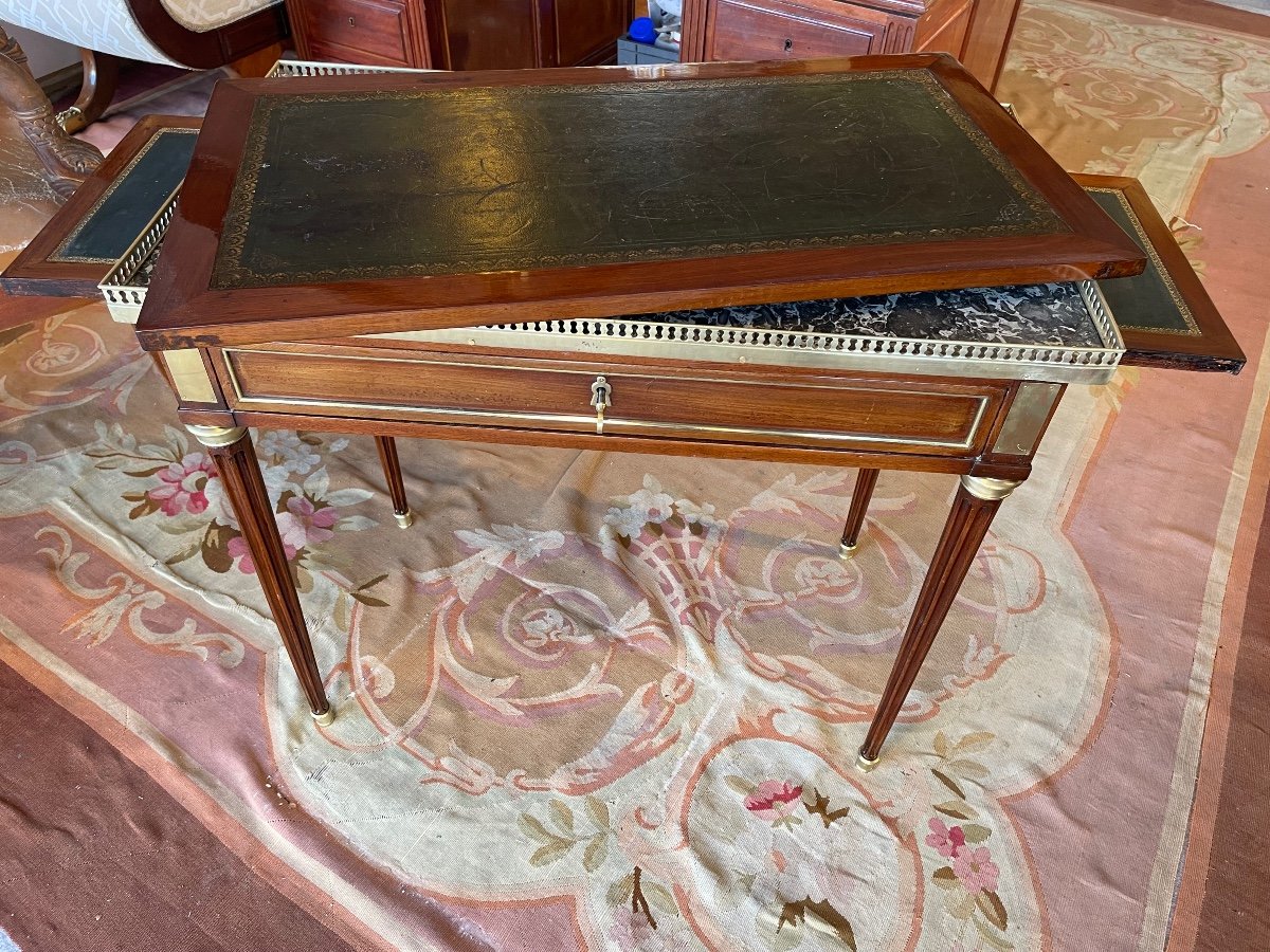 Table Desserte Formant Bureau Et Table à Jeux De Style Louis XVI 