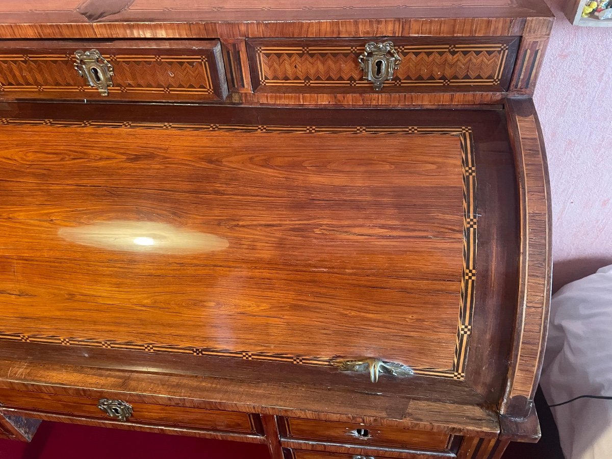 Louis XVI Period Marquetry Cylinder Desk -photo-3