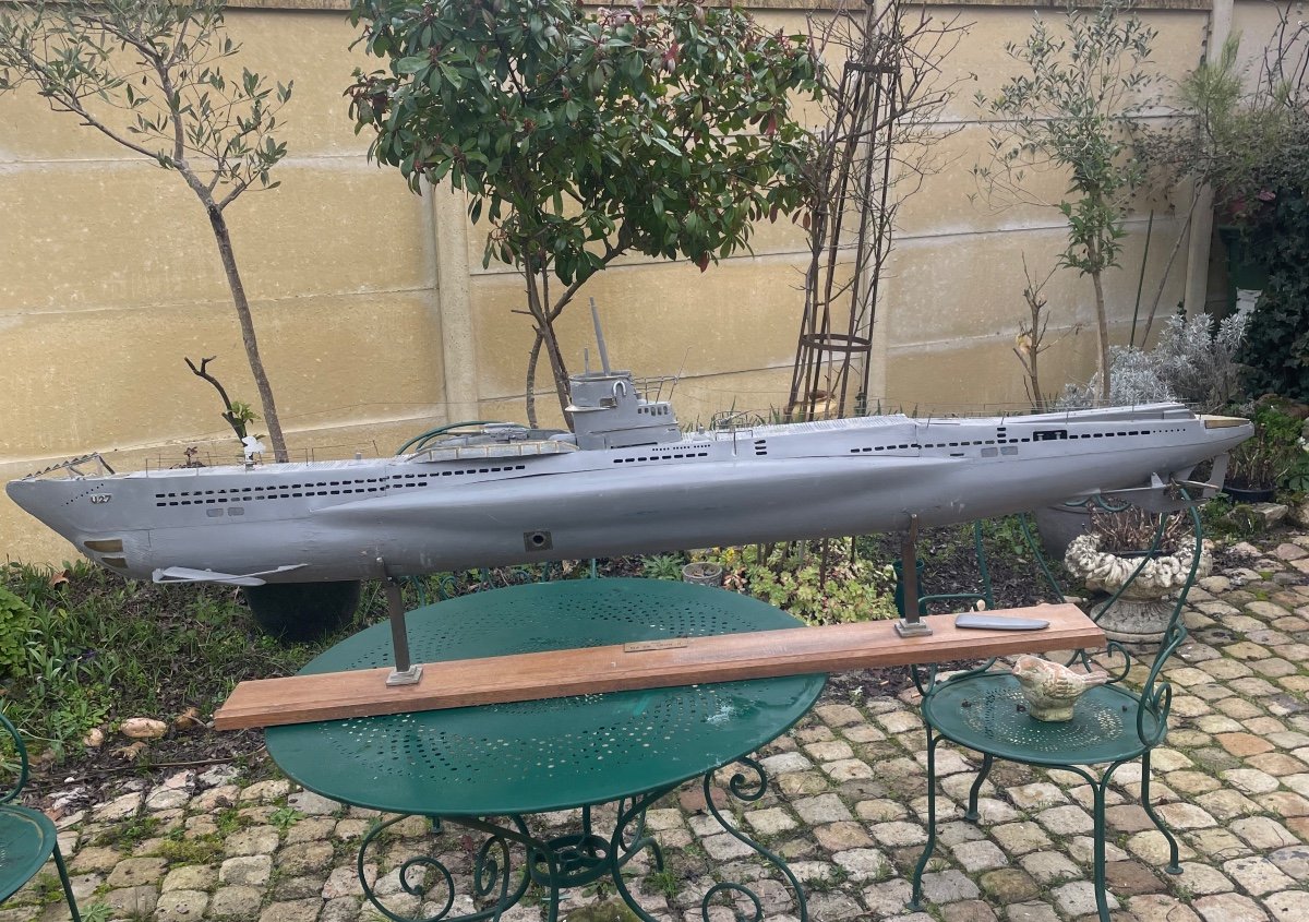 Maquette De Sous-marins Allemand De La Seconde Guerre Mondiale U- Boat-27