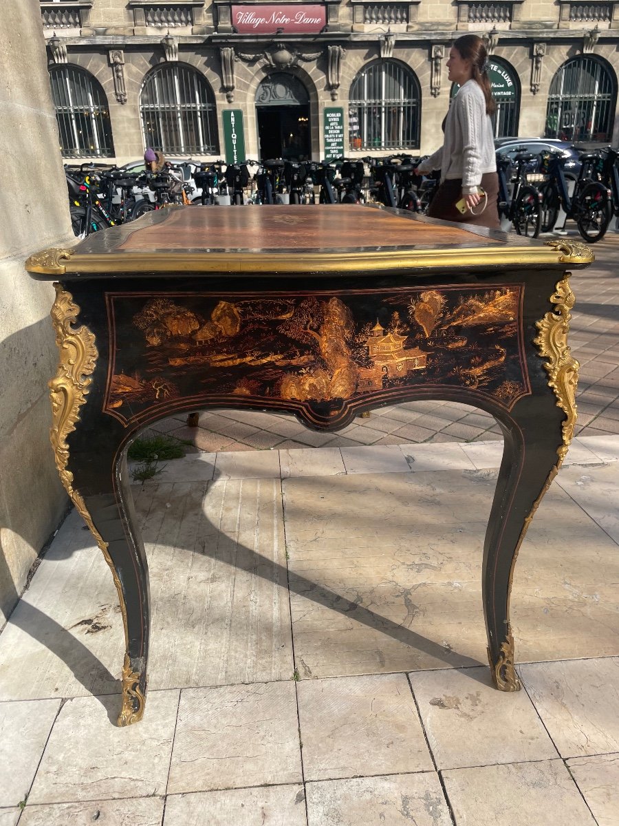 Louis XV Style Bureau Plat In European Lacquer With Japanese Decor -photo-4