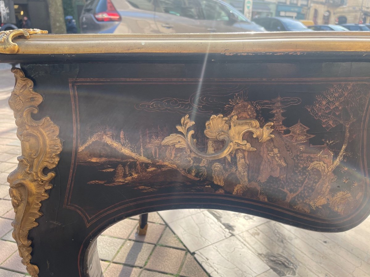 Louis XV Style Bureau Plat In European Lacquer With Japanese Decor -photo-7