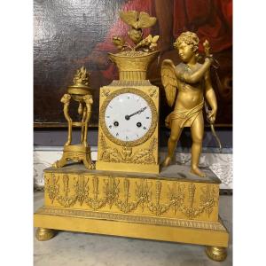 Large Restoration Period Clock In Chiseled And Gilded Bronze With Love And Athenian Decor 