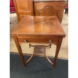 Mahogany Handkerchief Table With Lemon Tree Fillets 