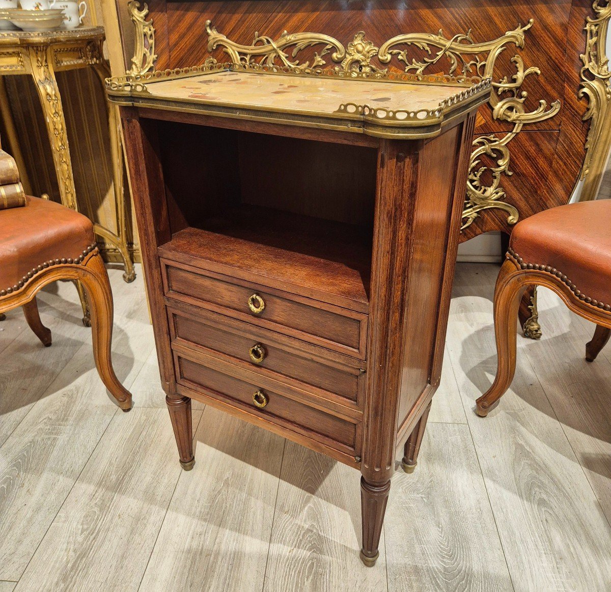 Table de Salon De Style Louis XVI En Noyer, Dessus En Marbre Blanc De Carrare, 19ème Siècle-photo-2