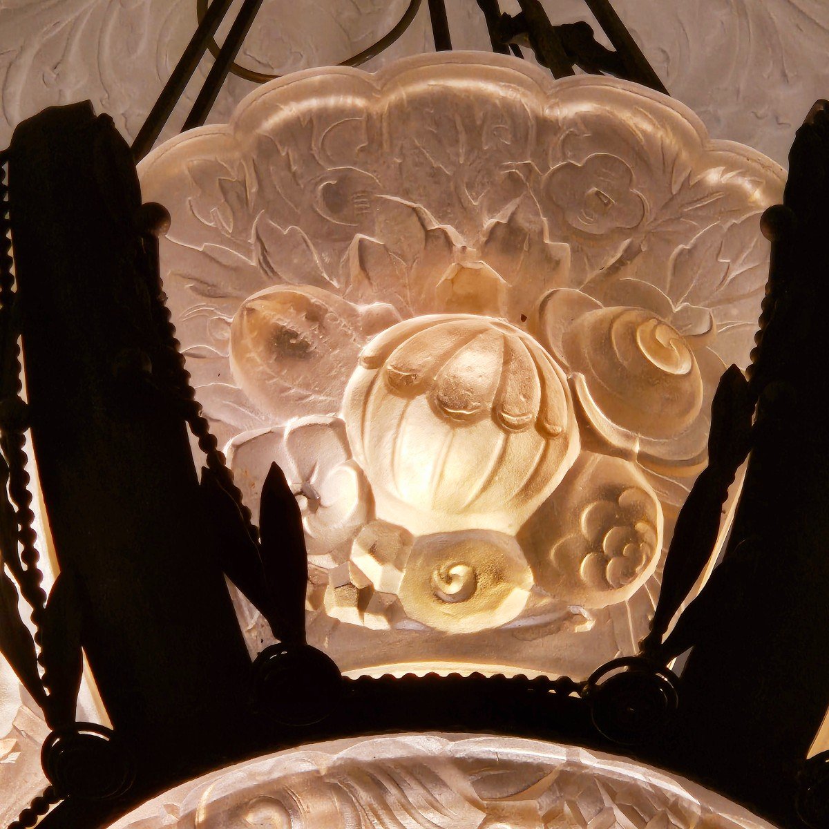 Rare And Large Glass Plaque Chandelier, Val Saint Lambert, Art Deco Period, Circa 1930. -photo-1