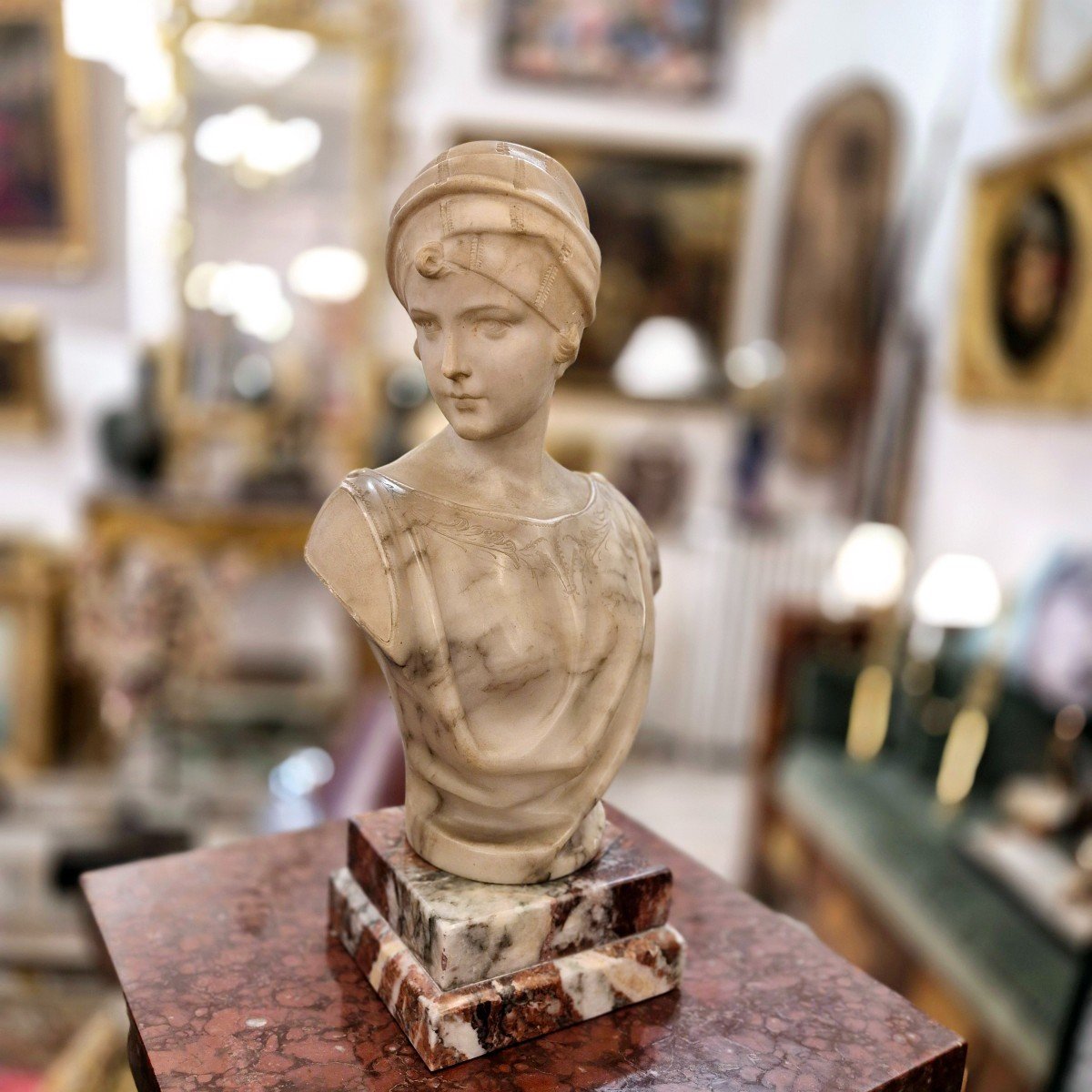 Young Woman With Turban, Alabaster And Carrara Marble, Signed Pugi, 19th Century