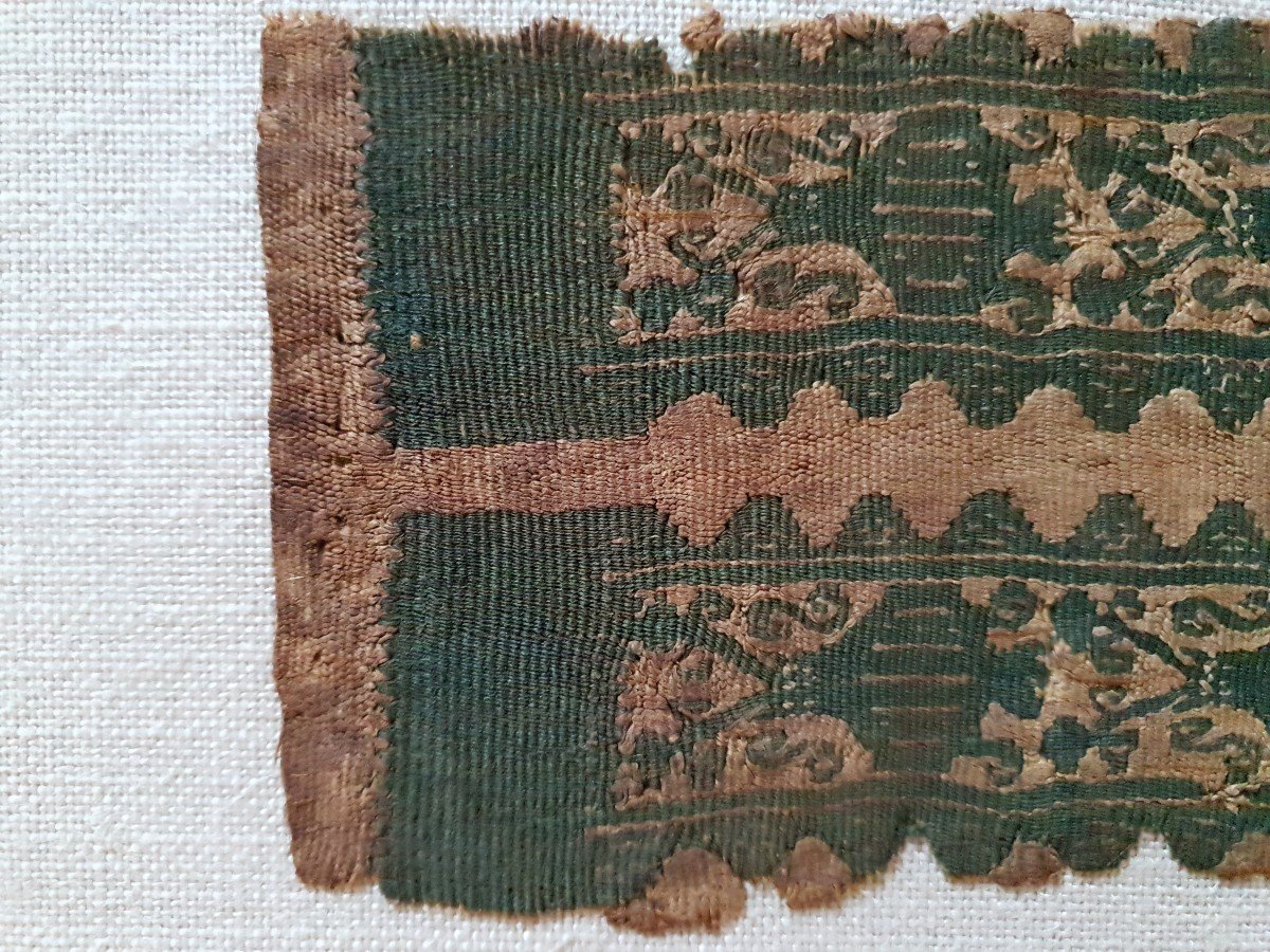 Coptic Fabric - 4th To 5th Centuries - Fragment Of Tunic - Egypt-photo-2