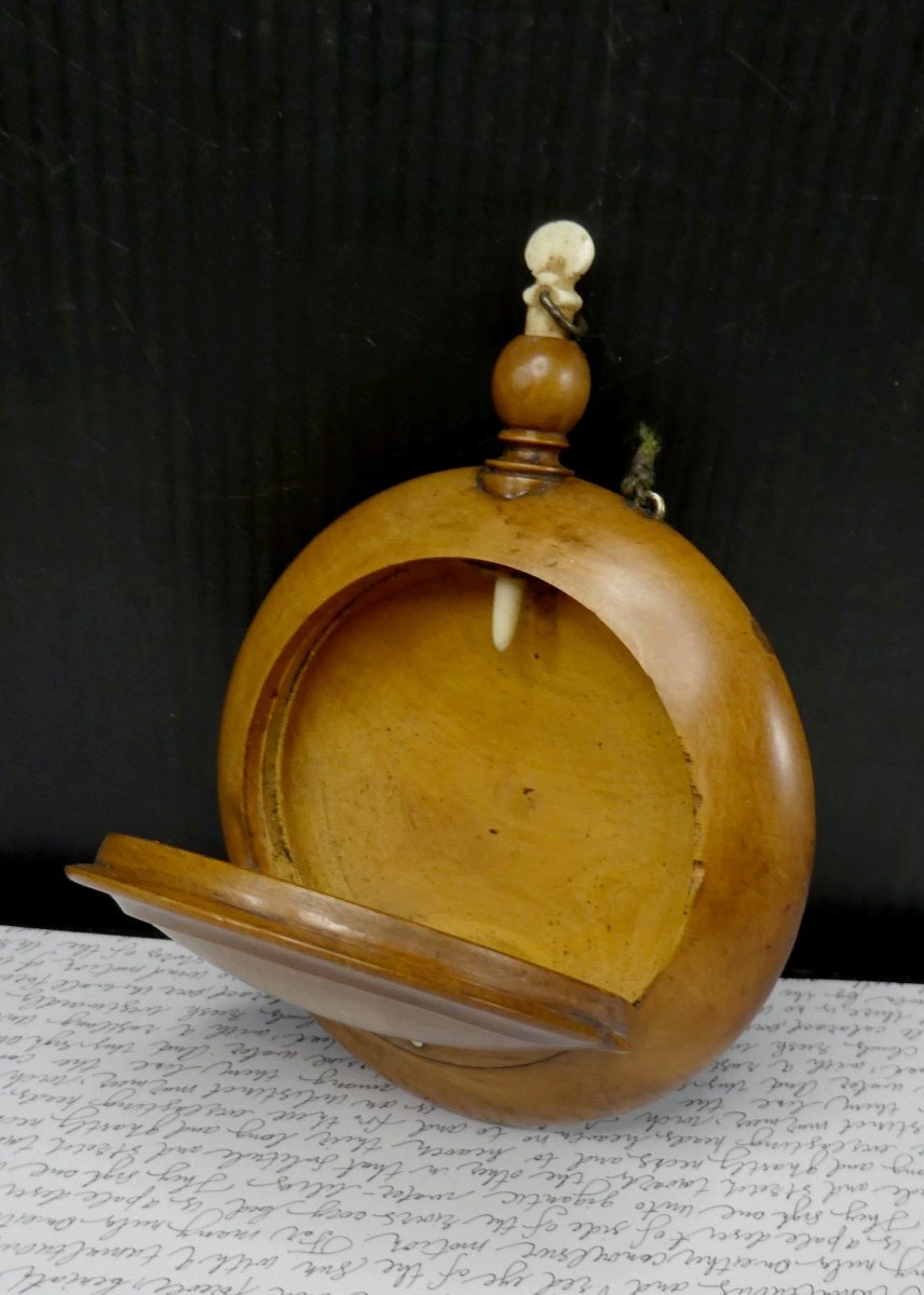  Turned Boxwood Snuff Treen, Late 19th C, Amazing Model-photo-2