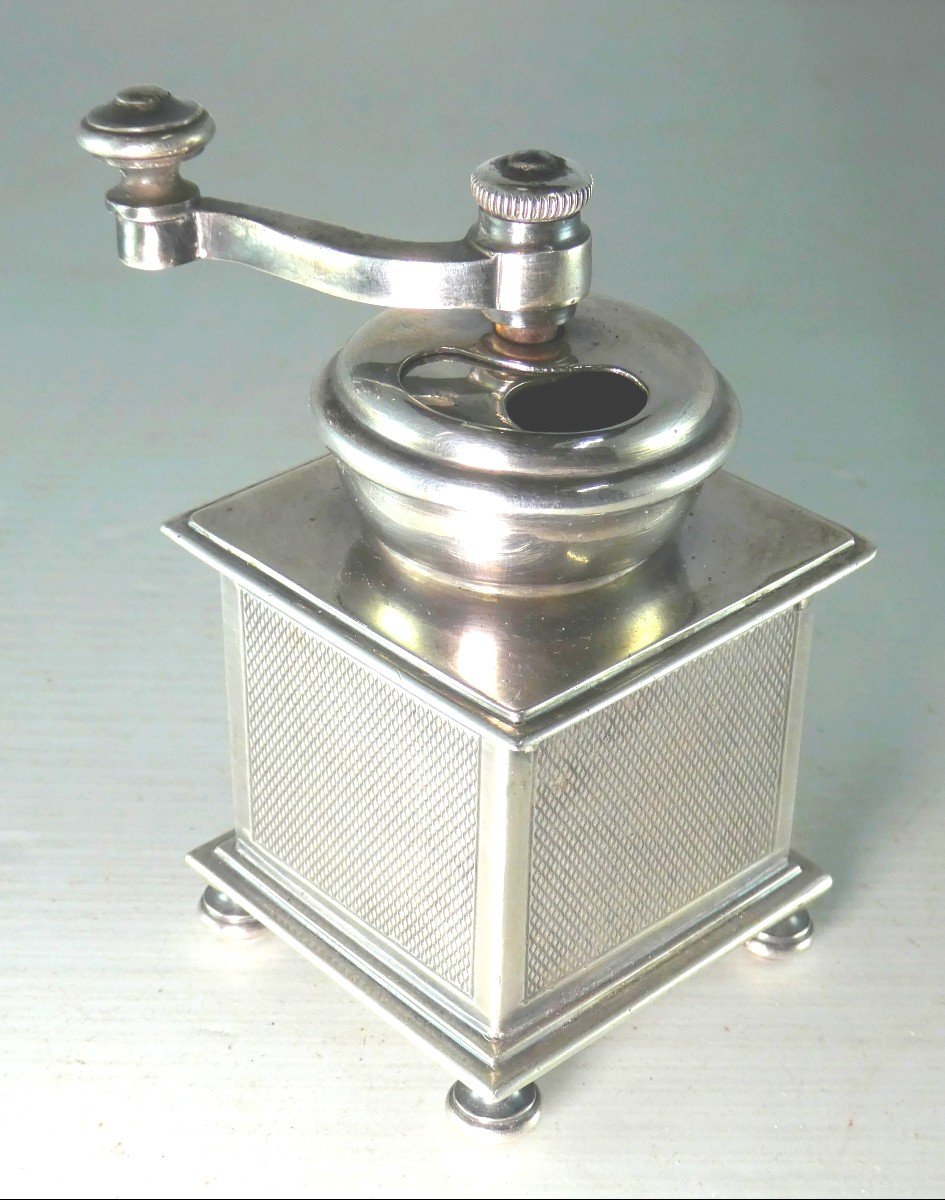 Luxurious Pepper Mill, Mini Crank Mill Late 19th Century, Signed-photo-2
