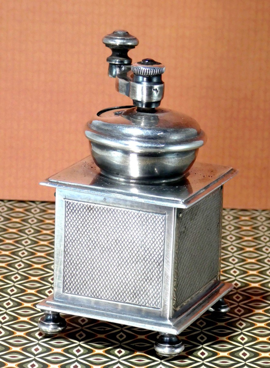 Luxurious Pepper Mill, Mini Crank Mill Late 19th Century, Signed-photo-4