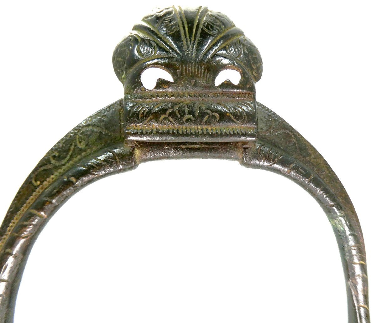 Unique Engraved Bronze Stirrup, Renaissance Period, Beautiful Patina-photo-3