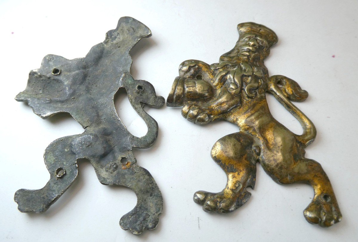 Two  Flanders Lions, Formerly Gilded, Furniture Bronzes, 17th Century-photo-3