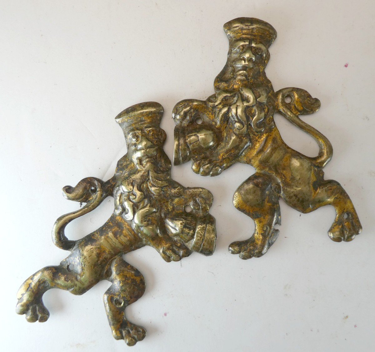 Two  Flanders Lions, Formerly Gilded, Furniture Bronzes, 17th Century-photo-4