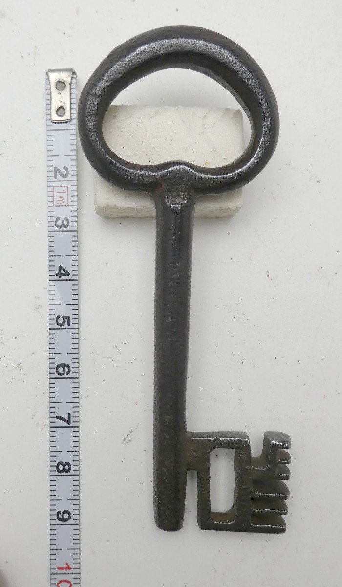 Beautiful Late Gothic Key, 9.5cm-photo-3