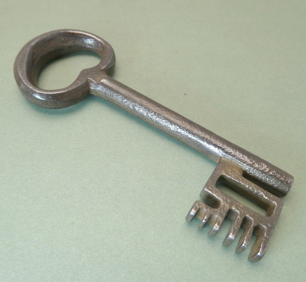 Beautiful Late Gothic Key, 9.5cm-photo-4