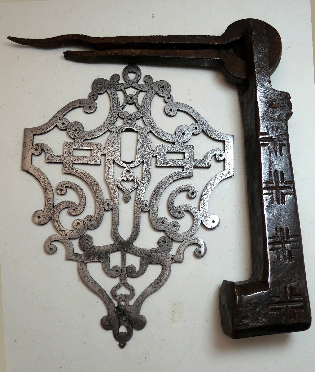 Large French Forged Door Knocker, 17-18th Century, Cross Engraved -photo-4