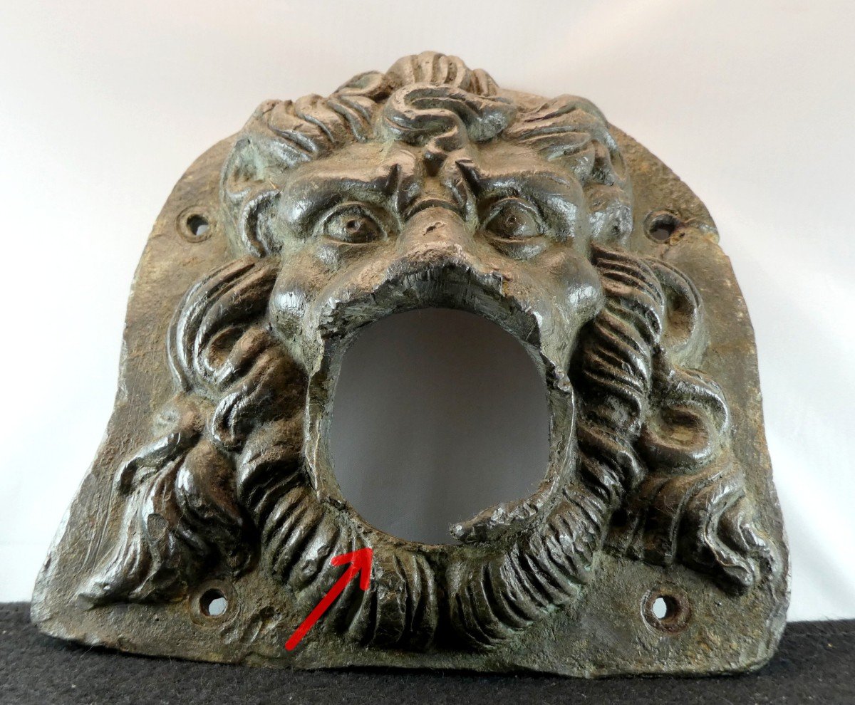 Lead Fountain Lion, Impressive 18th Century Spewer-photo-2