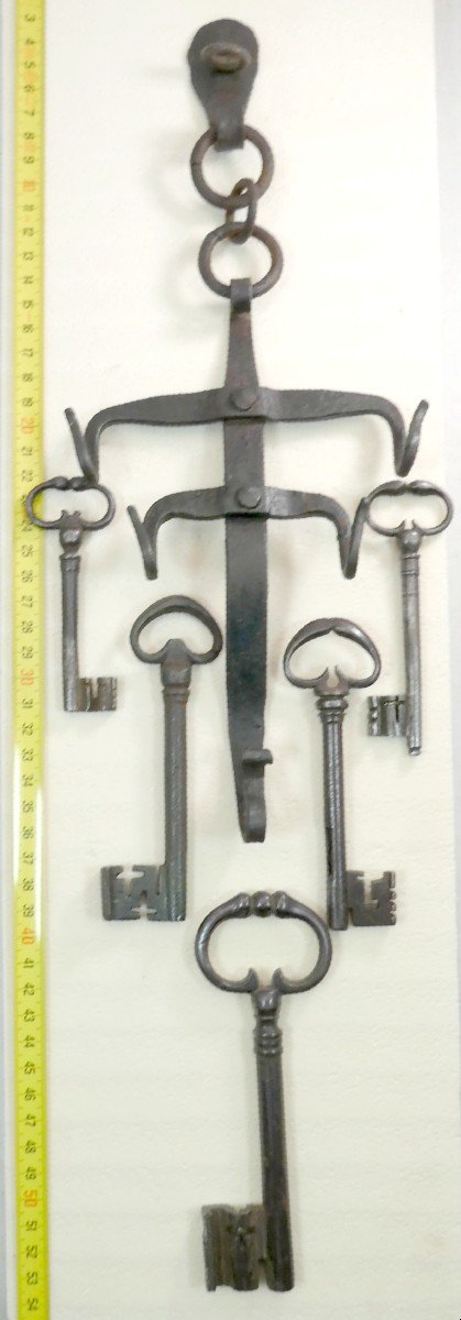 5-arm Pendant, Wrought Iron, 17th-18th Century And 5 Keys 17th-18th.-photo-2