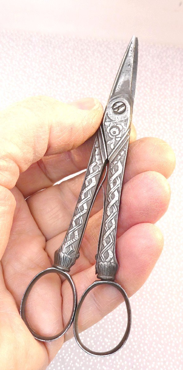 Collectible Scissors, Engraved Steel, 18th Century, Transitional Style, Fine Quality-photo-3