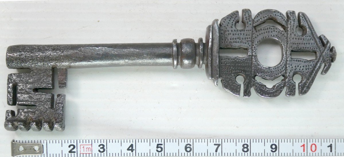  Beautiful Renaissance Architectural Key, Rare Example 16th Century France,-photo-1