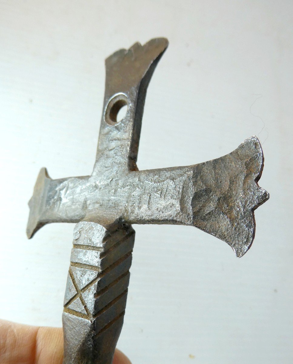 Clé De Cimetière, En Crucifix, Forge Artisanale, 19e Siècle, ésotérisme ?-photo-2