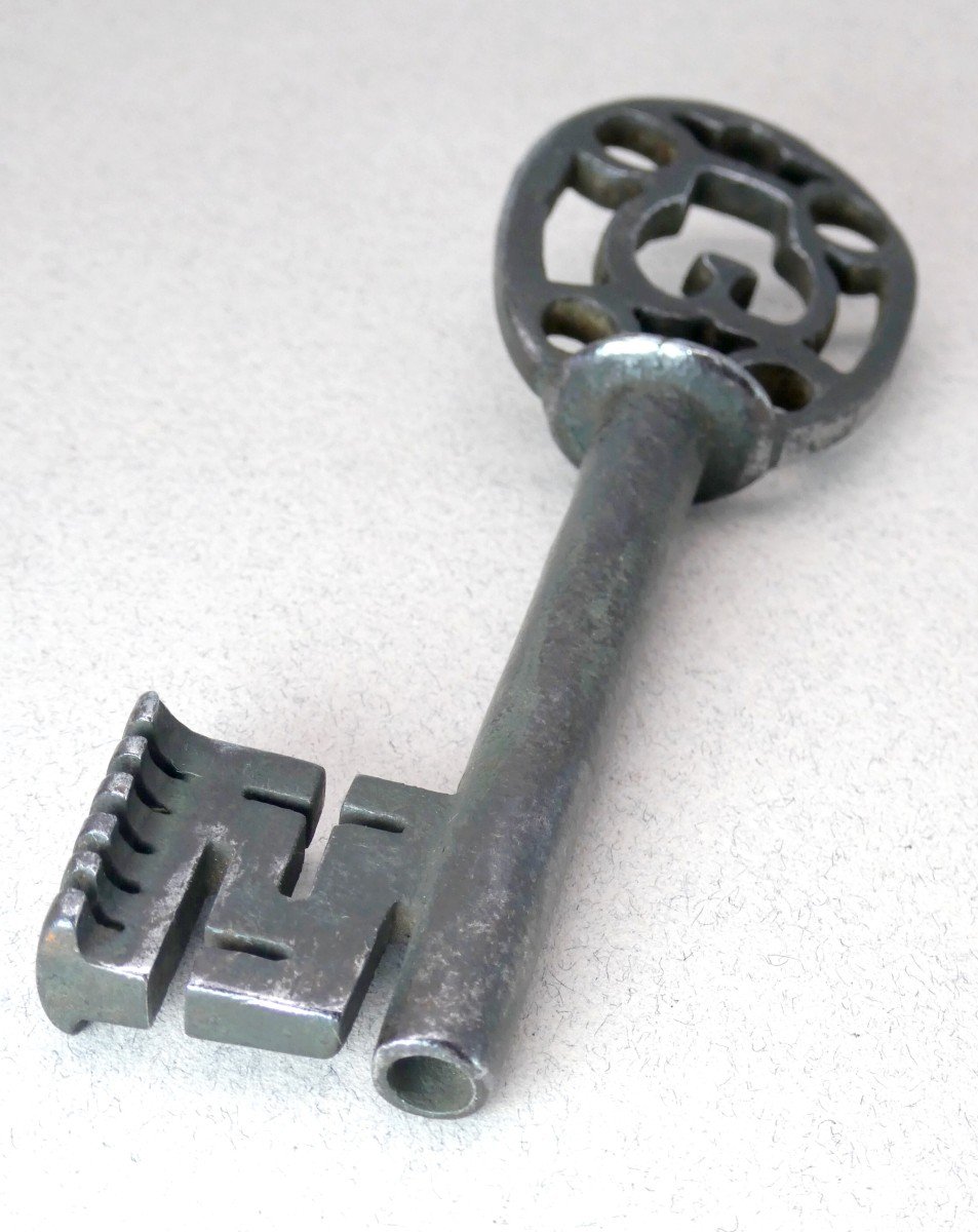 Door Key With Cutouts, France, Henri IV Period, 12.5cm-photo-2