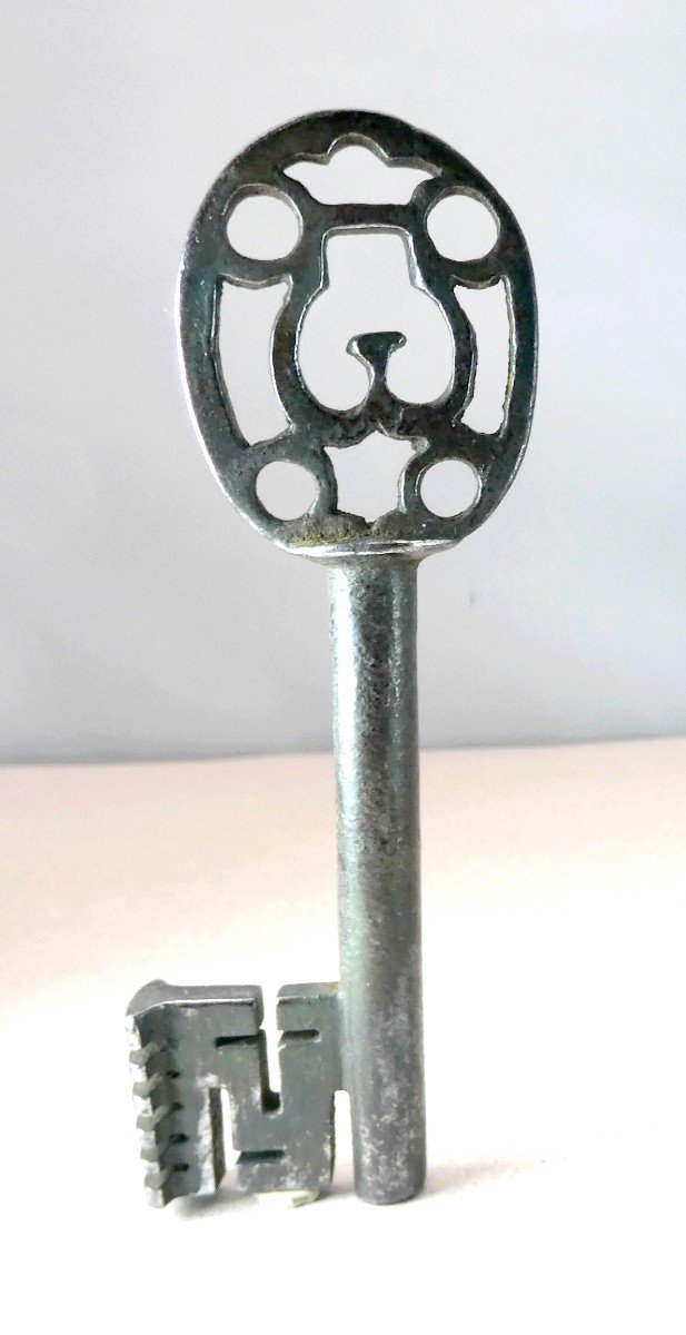 Door Key With Cutouts, France, Henri IV Period, 12.5cm