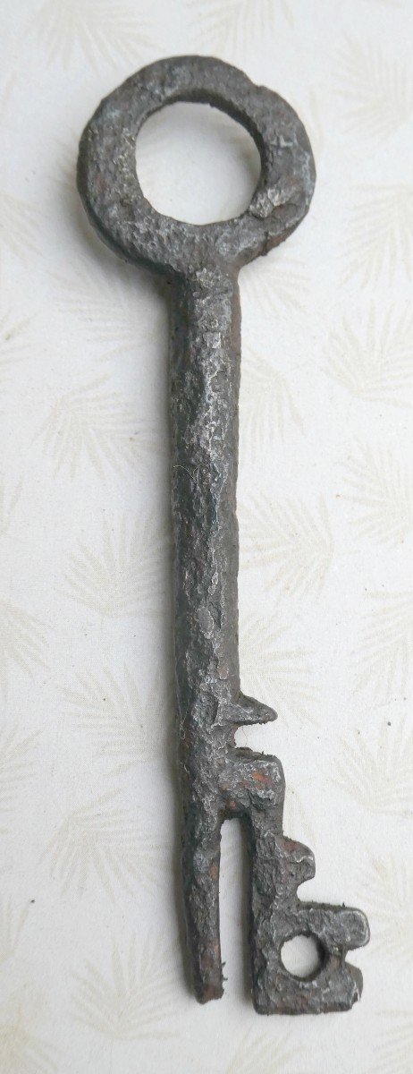 Romano-gothic Key, 12th/14th Century, Small Model, 8.5cm-photo-1