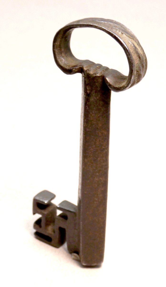 Beautiful Key - XV-xvi Century, 10cm, Square Shank, Gothic Bit, Rare Model-photo-2