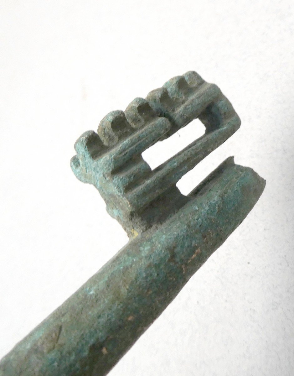 Museum: Large Bronze Key, 13th Century, Early Gothic, 11.8cm-photo-2