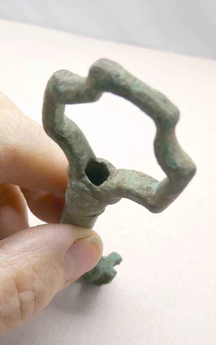 Museum: Large Bronze Key, 13th Century, Early Gothic, 11.8cm-photo-3