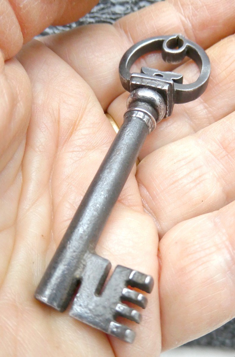 Beautiful Cassette Key, French Renaissance, Henri IV Period-photo-1