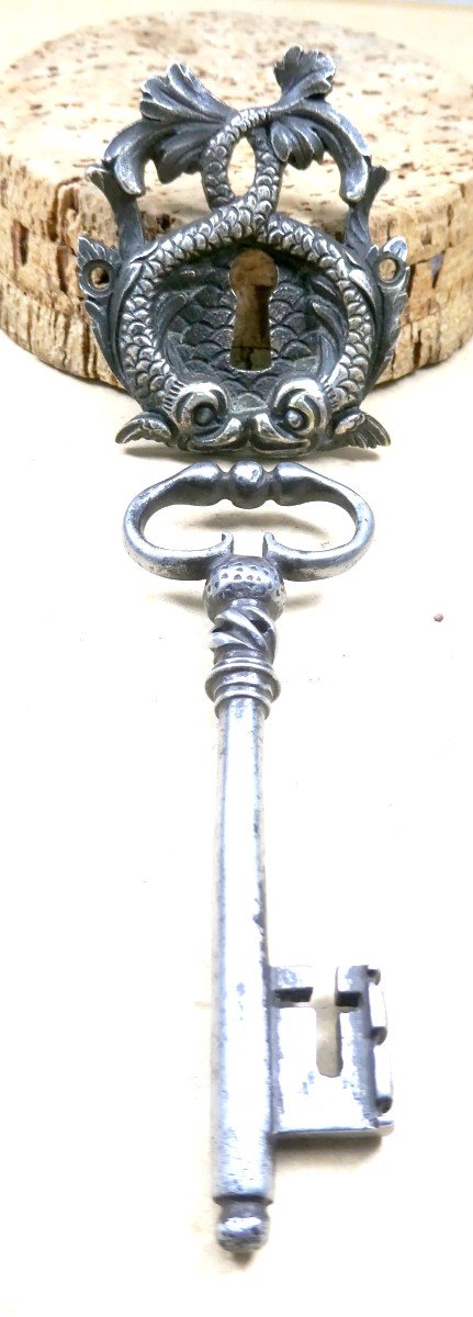 Elegant Louis XV Key, Openwork Spiral Base, 10cm.-photo-2