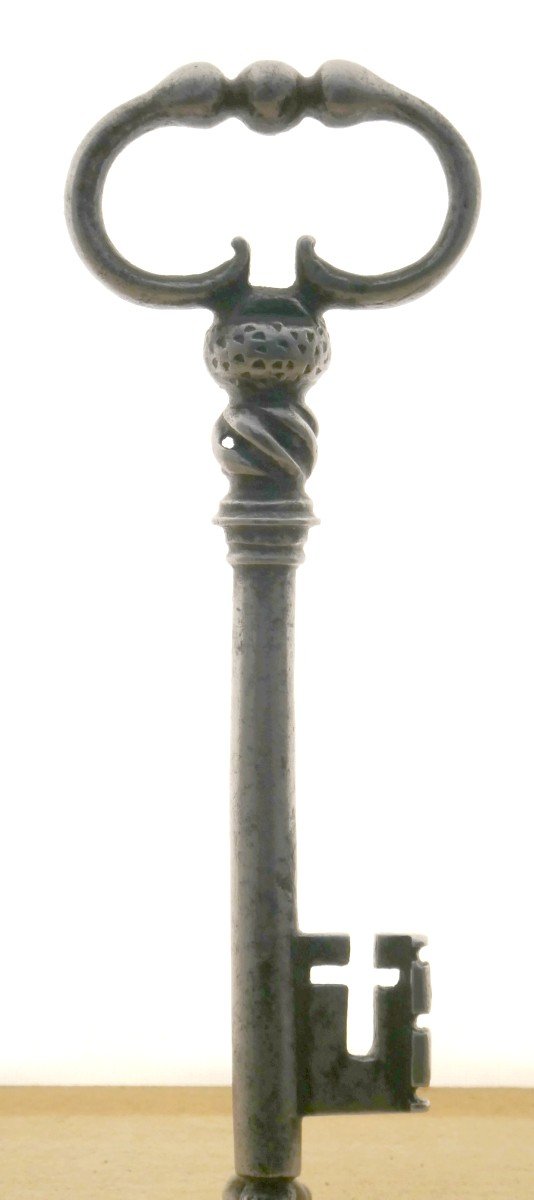 Elegant Louis XV Key, Openwork Spiral Base, 10cm.-photo-3