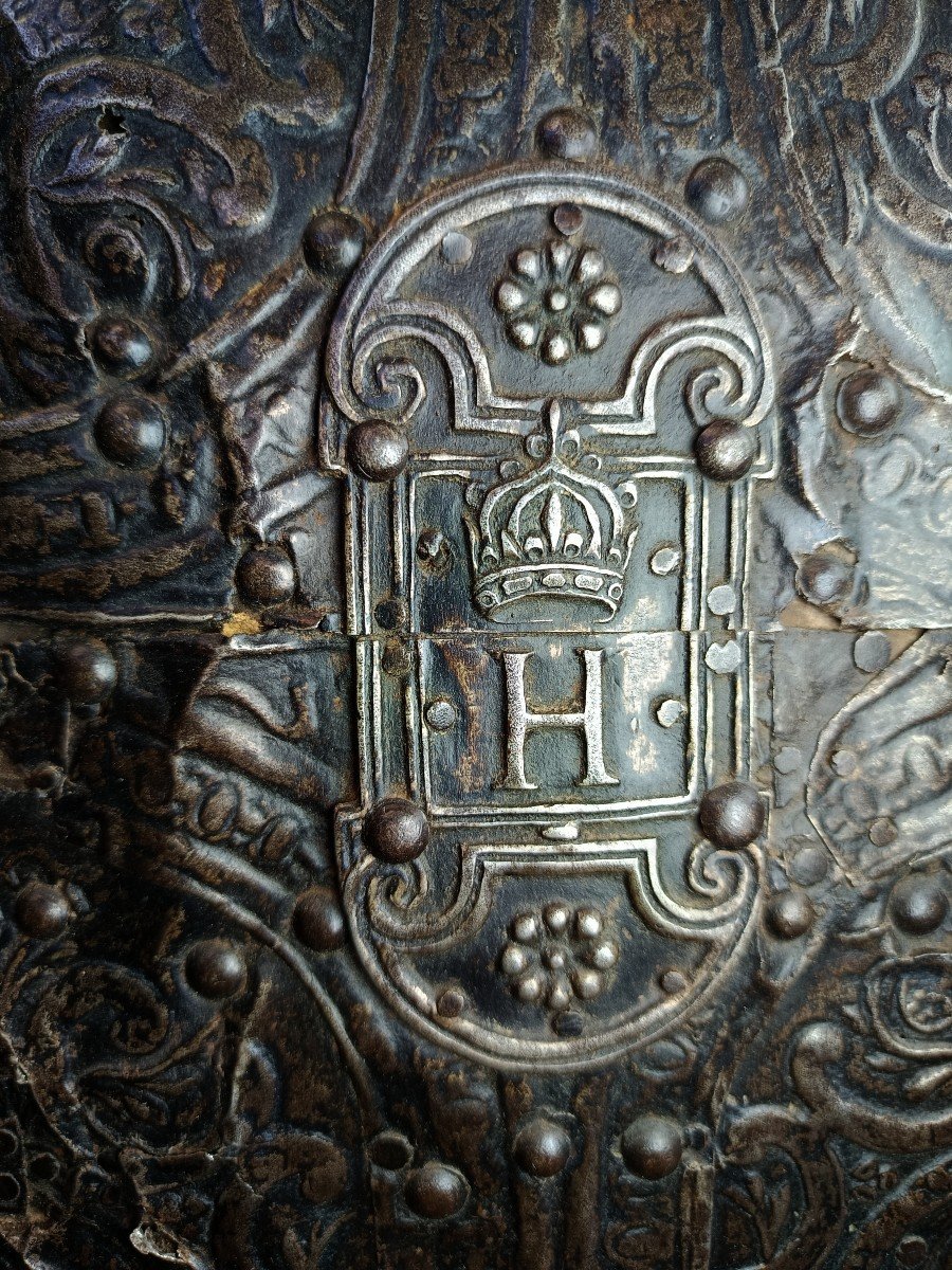 Embossed Iron Shield, Renaissance Style, Many Elements From Henry II Period, Circa 1550-photo-3