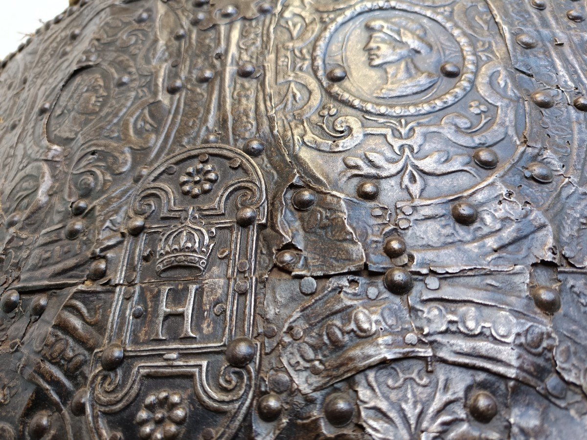 Embossed Iron Shield, Renaissance Style, Many Elements From Henry II Period, Circa 1550-photo-5