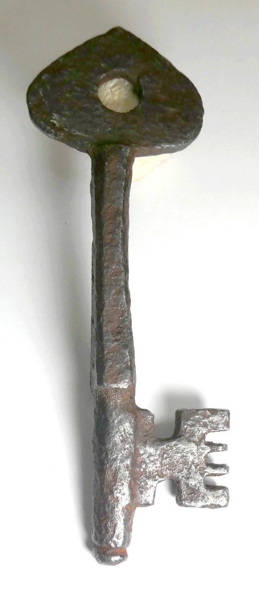 Medieval Key, 15th Century, Beautiful Model, Wrought Iron 11.5cm