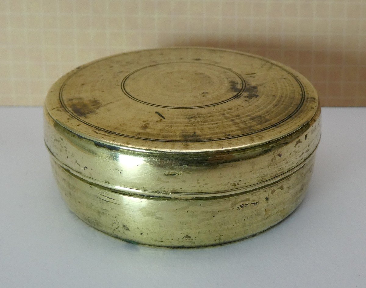 Marine Compass In Brass Box, Paper Interior, By John Robbins London, 17th Century-photo-2