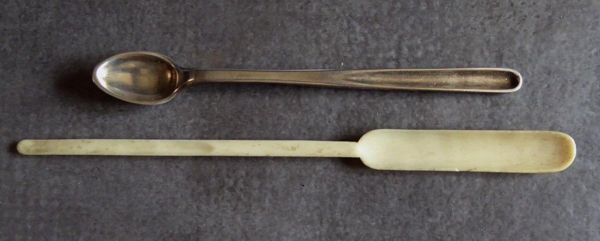 Curiosity: Marrow Spoon , Whale Bone, 19th Century, Scrimshaw-photo-1