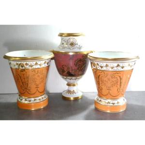 Locré, Vers 1800 : 3  Porcelaines, Précieuses Couleurs: Cache-pots et Vase Camaïeu