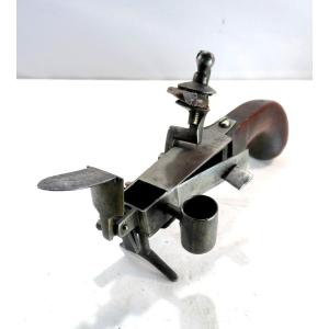 18th Century Table Lighter, Iron And Wood Pistol, Flint System.