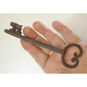 Late Gothic: Wrought Iron Key, Elegant Scrolls, 16th Century